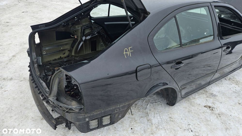 ćwiartka błotnik prawy tył sedan hb octavia ii 04-12 - 3