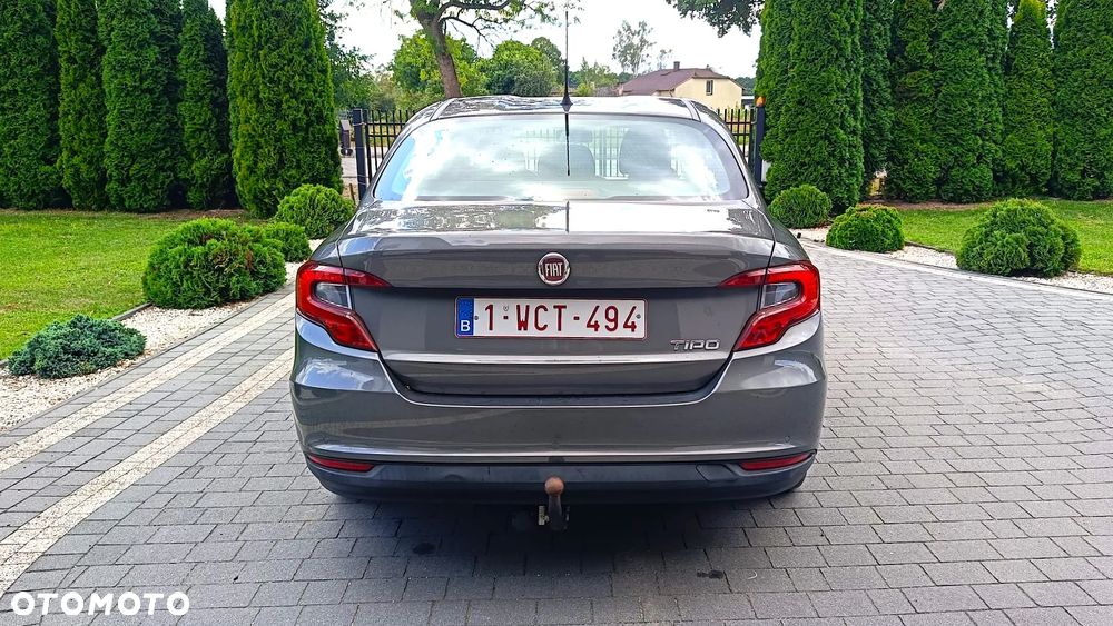 Fiat Tipo - 12