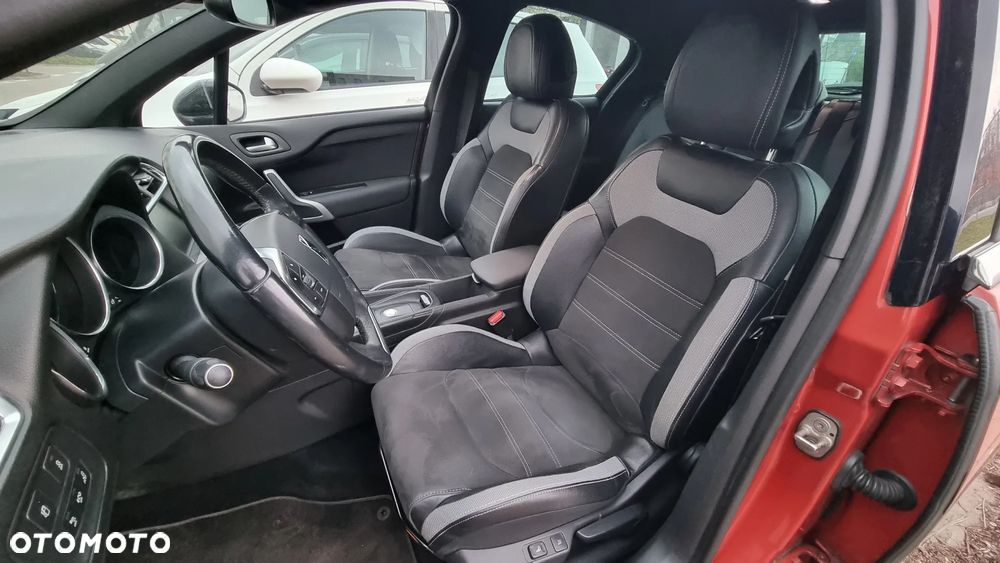 DS Automobiles DS 4 Crossback 2.0 BlueHDi SportChic S&S EAT6 - 6