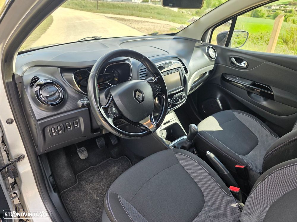 Renault Captur 1.5 dCi Exclusive - 10