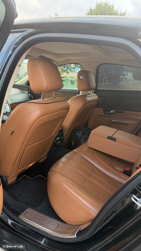 Jaguar XJ 3.0 D V6 Luxury - 6