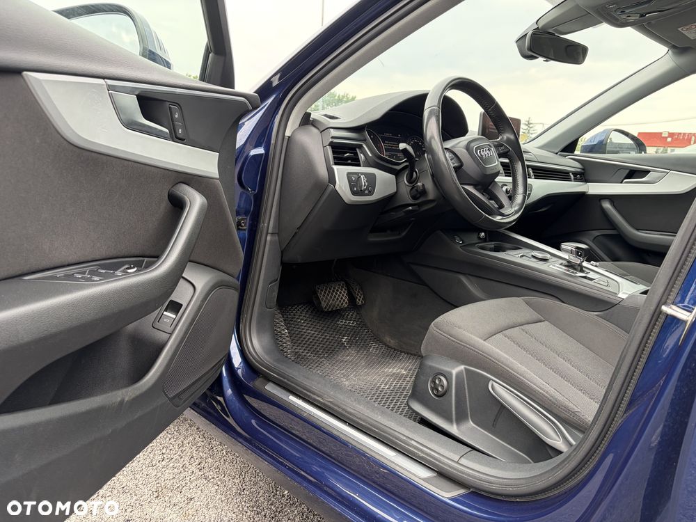 Audi A4 Avant - 9