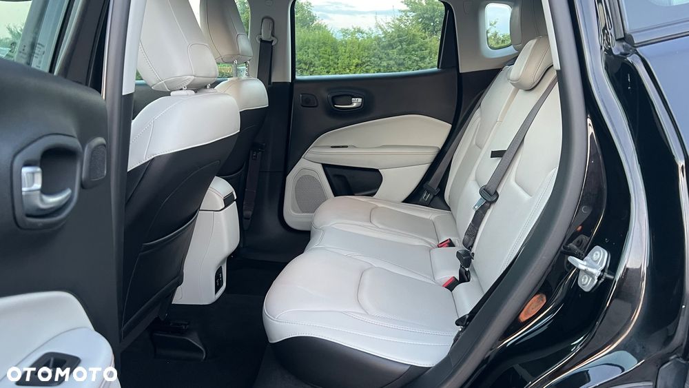 Jeep Compass 2.0 MultiJet Active Drive Limited - 23
