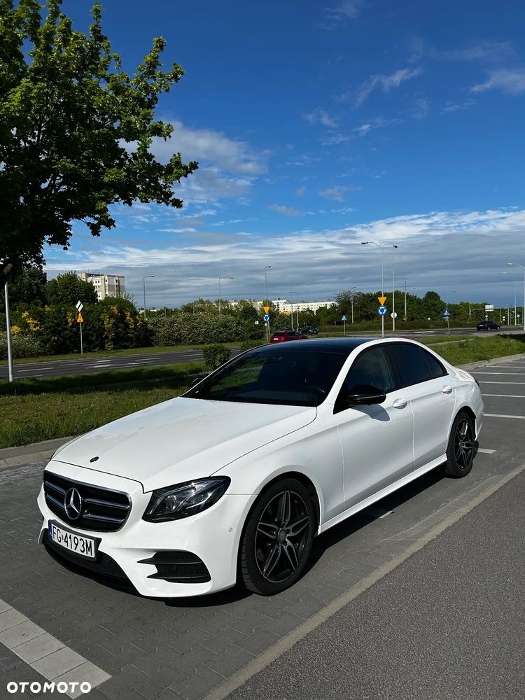 Mercedes-Benz Klasa E 220 d 9G-TRONIC - 2