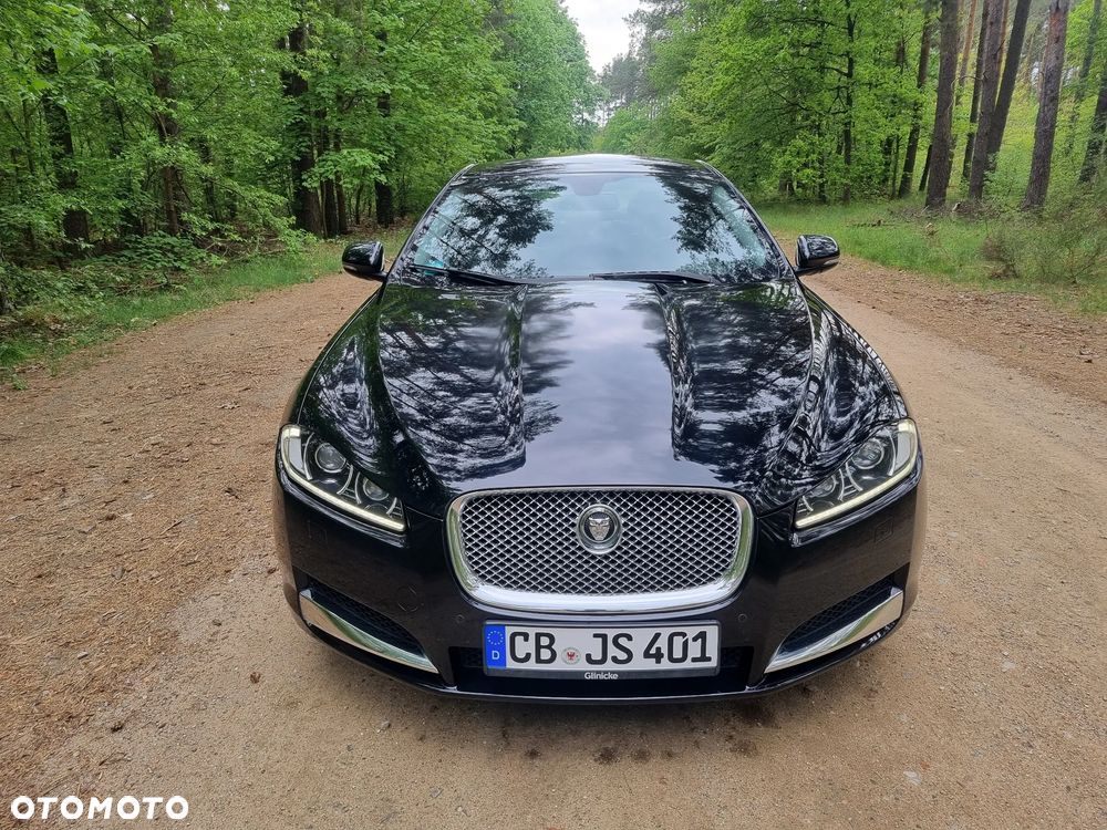 Jaguar XF 3.0 V6 D Premium Luxury - 10
