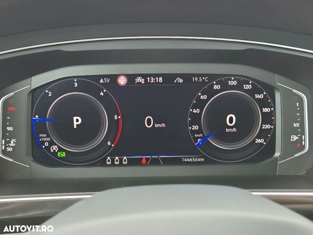 Volkswagen Tiguan 2.0 TDI SCR 4MOTION DSG Elegance - 18