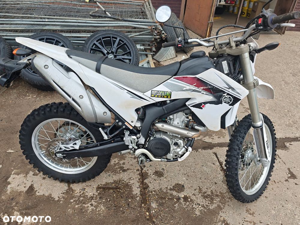 Yamaha WR - 3