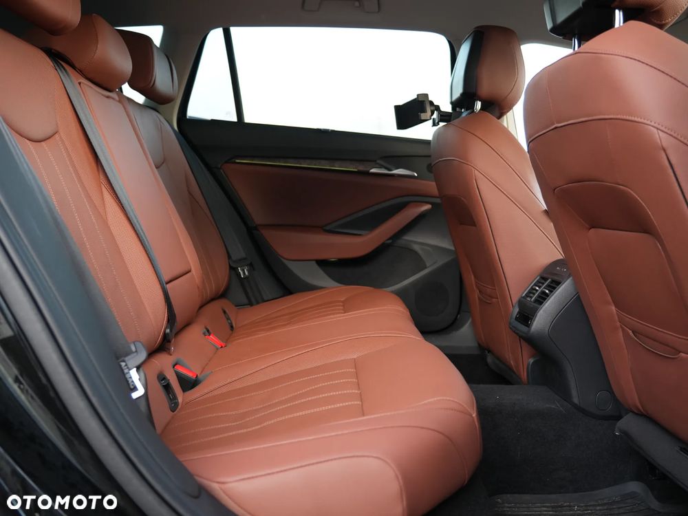 Skoda Superb 1.5 TSI Plug-in Hybrid L&K DSG - 35