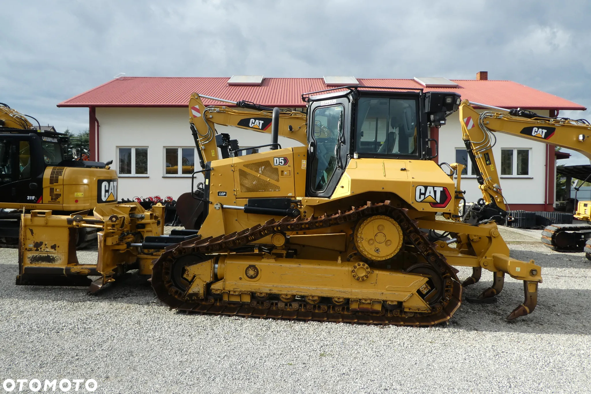 Caterpillar D5- 17A Z NIEMIEC - 35