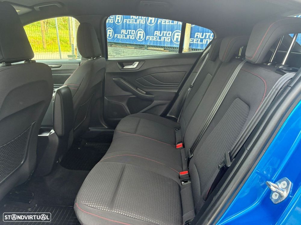 Ford Focus - 20