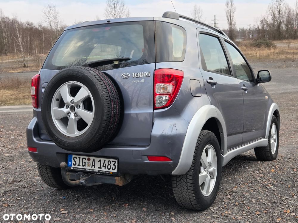 Daihatsu Terios 4WD Top - 5