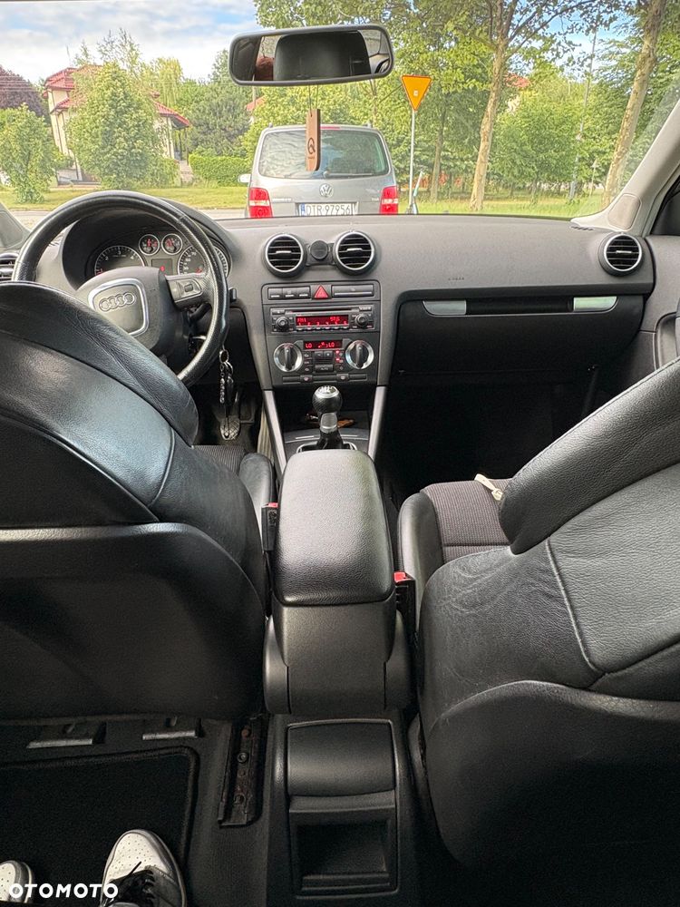 Audi A3 Sportback 1.9 TDI DPF Ambiente - 14