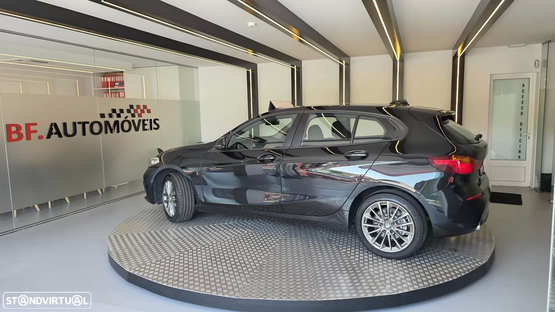 BMW 116 d Corporate Edition Auto - 16