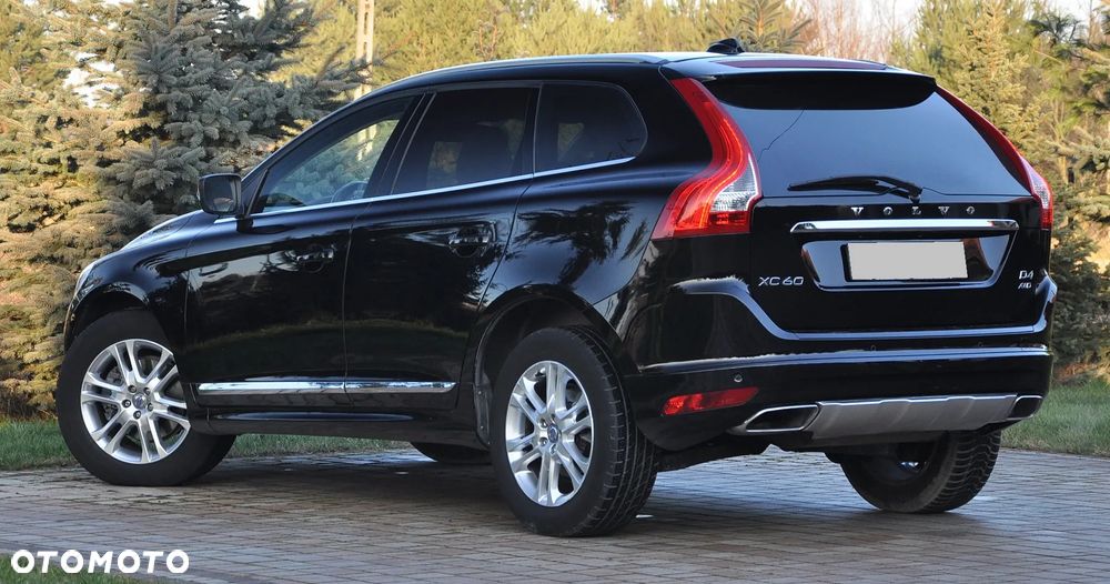 Volvo XC 60 D4 AWD Summum - 11