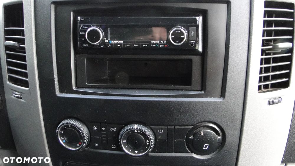 Volkswagen CRAFTER - 12