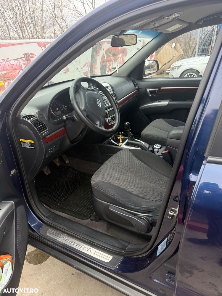 Hyundai Santa Fe 2.2 DSL VGT 5 SEATS 4WD - 5