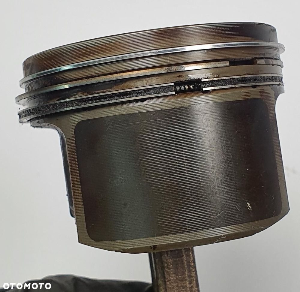 TŁOK + KORBOWÓD FIAT PANDA II 1.1 8V 55195903 C201 - 2