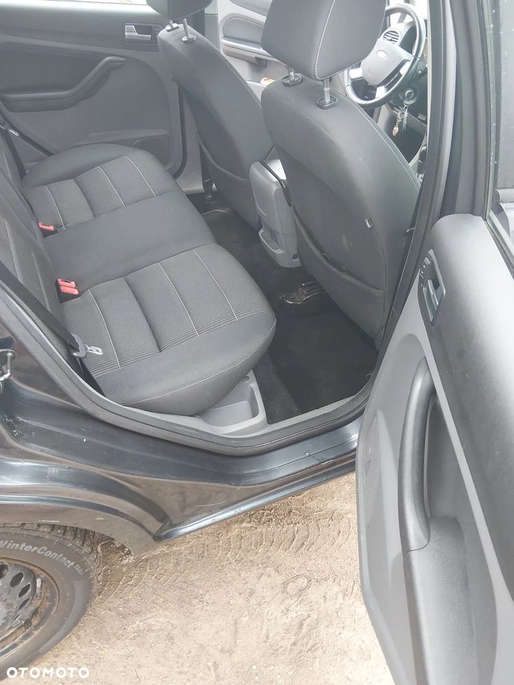 Ford Focus - 8