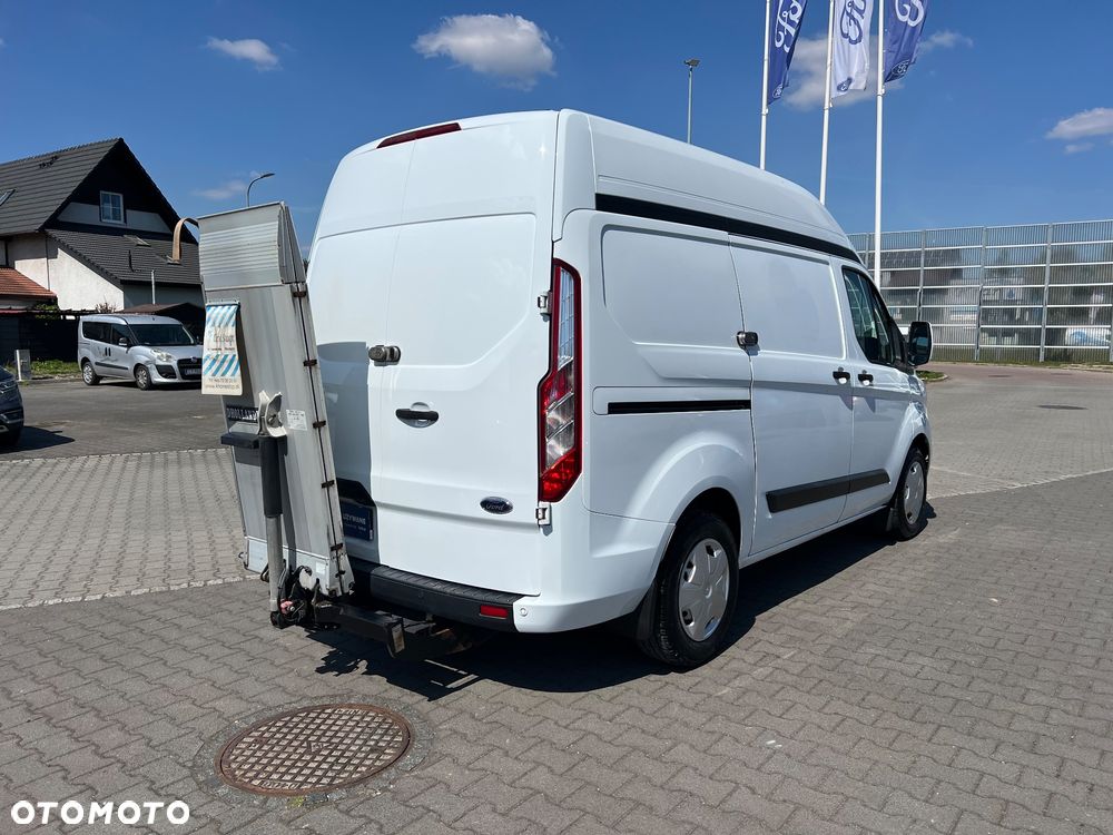 Ford Transit Custom - 12