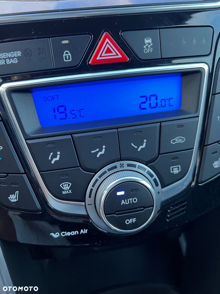 Hyundai i30 1.4 Premium - 16