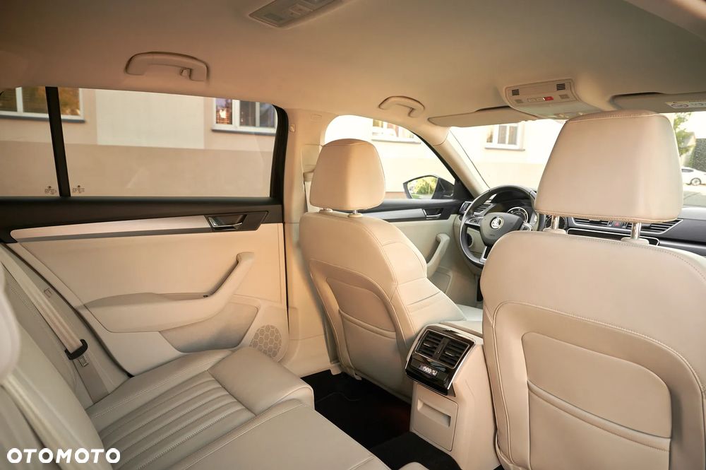 Skoda Superb - 32