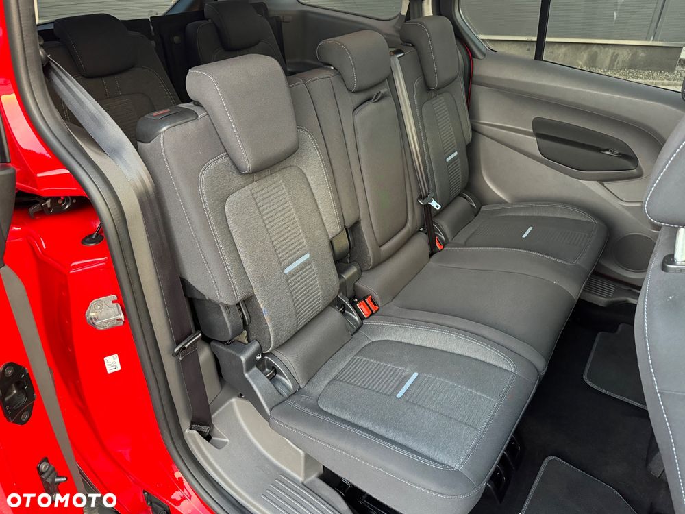 Ford Tourneo Connect Grand - 11