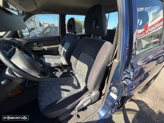 Mitsubishi L200 2.5 TD CD - 14