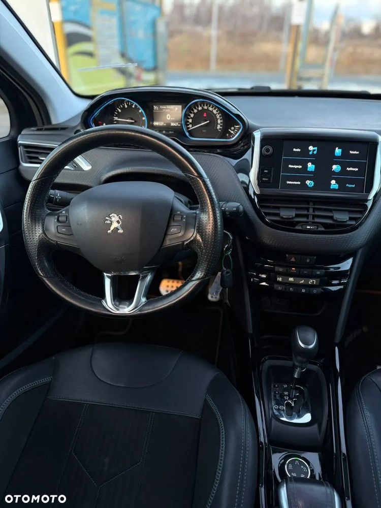 Peugeot 2008 1.2 Pure Tech Crossway S&S EAT6 - 7