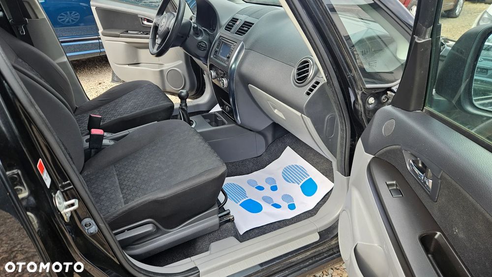 Suzuki SX4 1.6 VVT 4x4 Style - 11