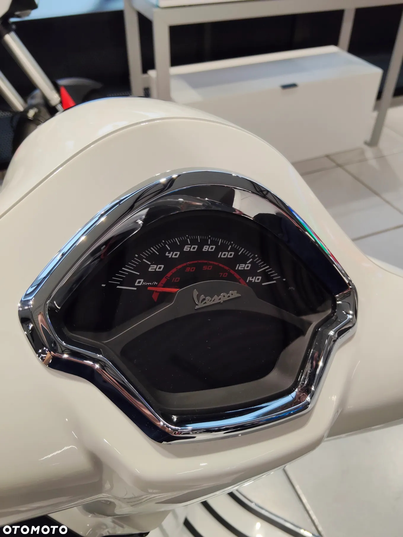 Vespa GTS - 10