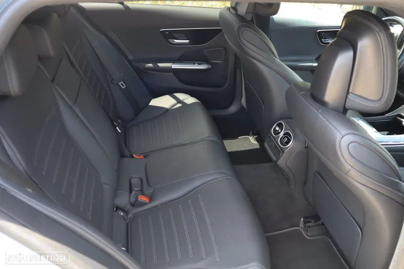 Mercedes-Benz C 300 de AMG Line - 11
