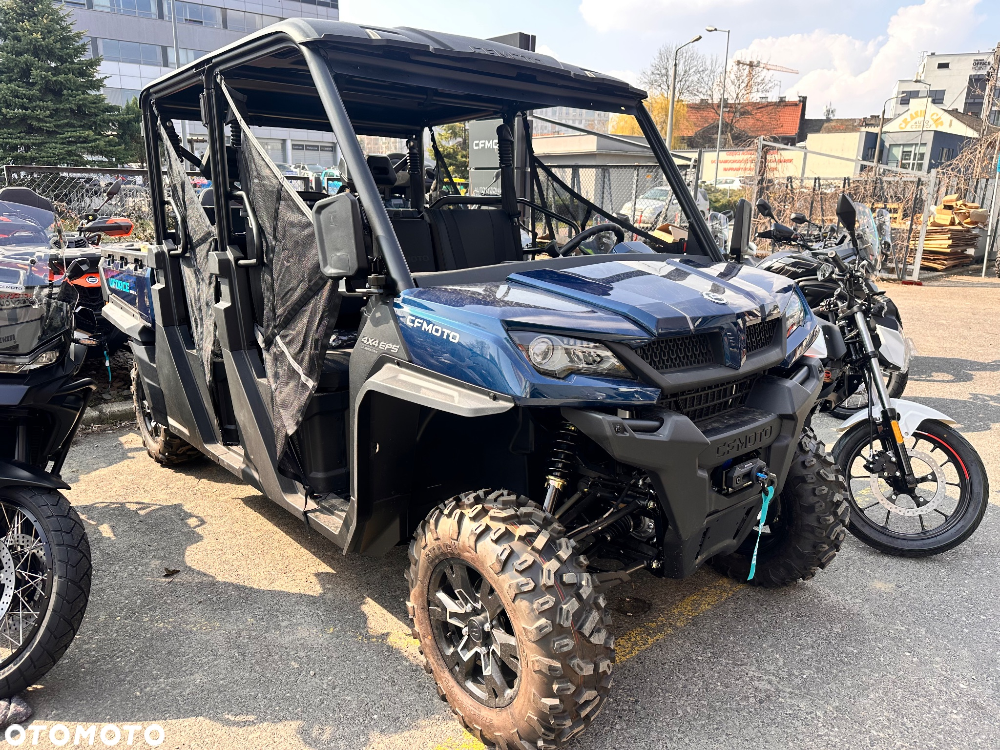 CFMoto UForce - 8