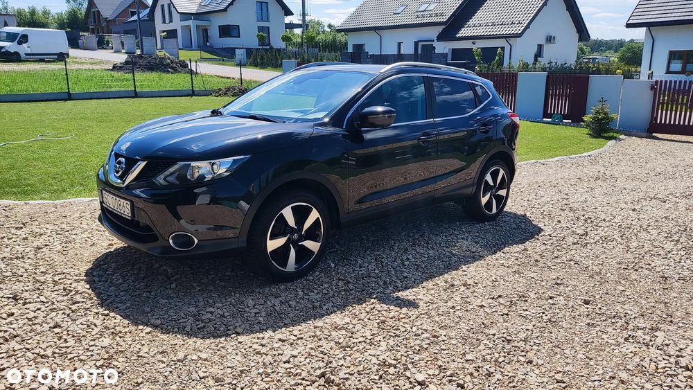 Nissan Qashqai 1.2 DIG-T N-Connecta - 1