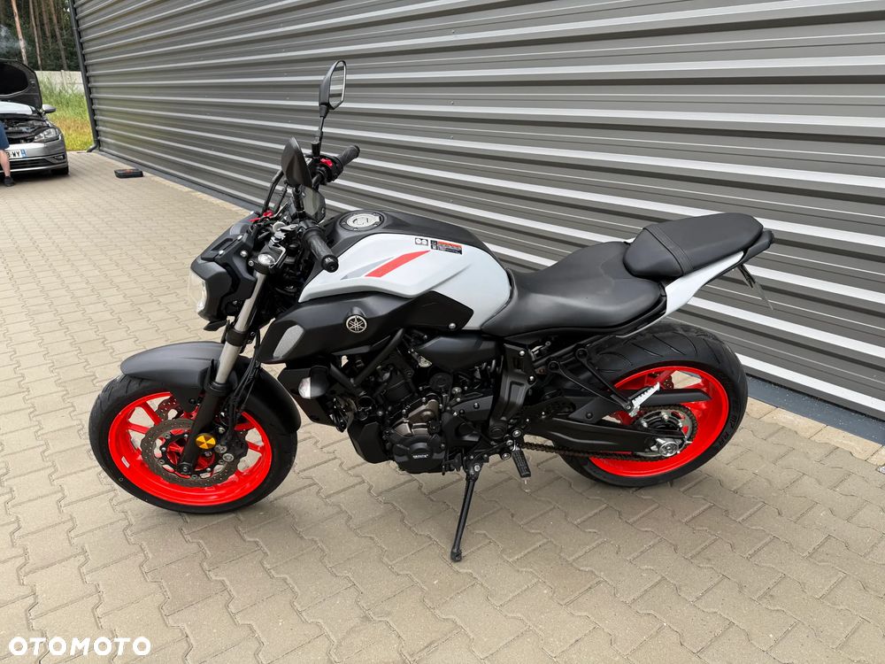 Yamaha MT - 5