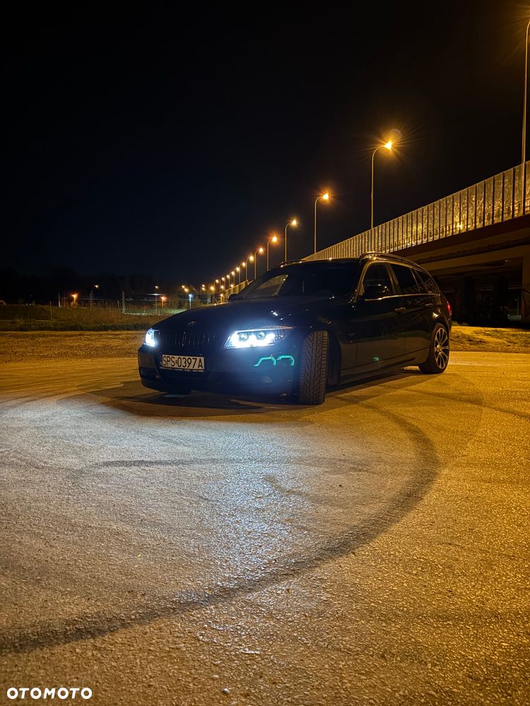BMW Seria 3 320d - 15