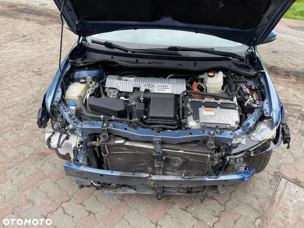 Toyota Auris 1.8 VVT-i Automatik Design Edition - 29