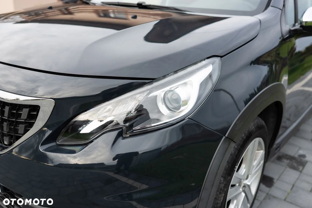 Peugeot 2008 - 9