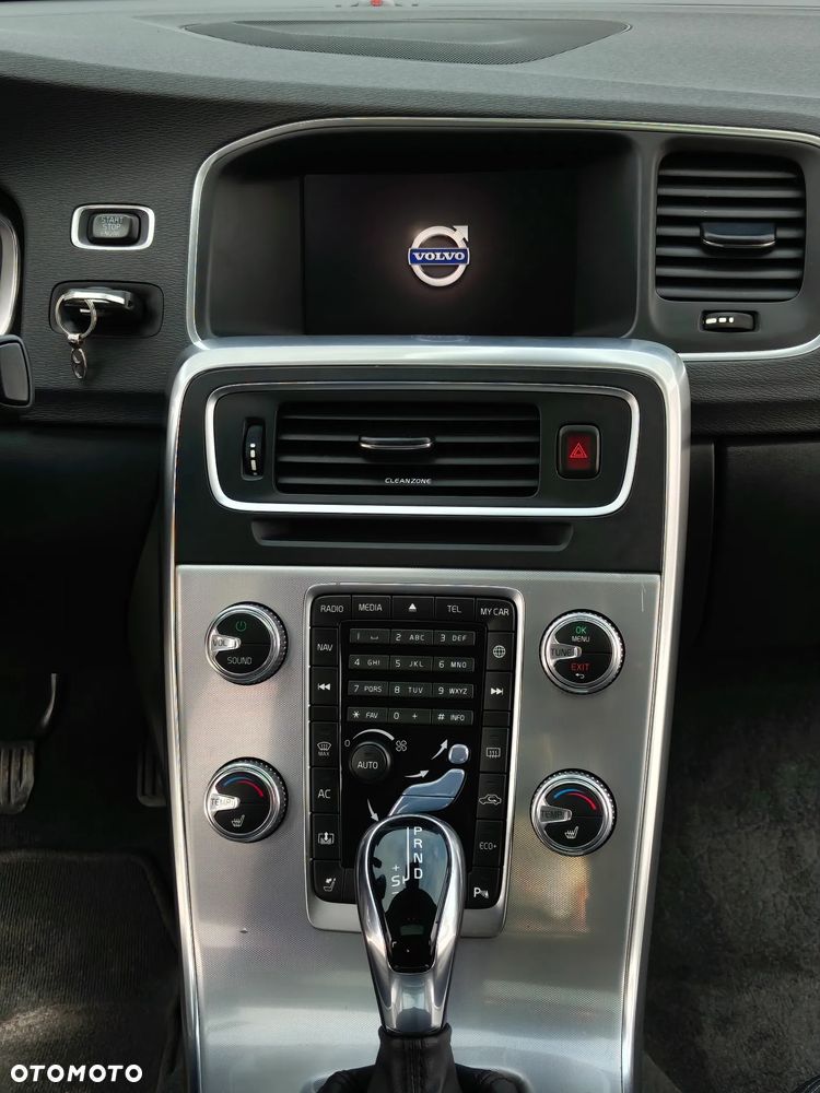 Volvo S60 - 18