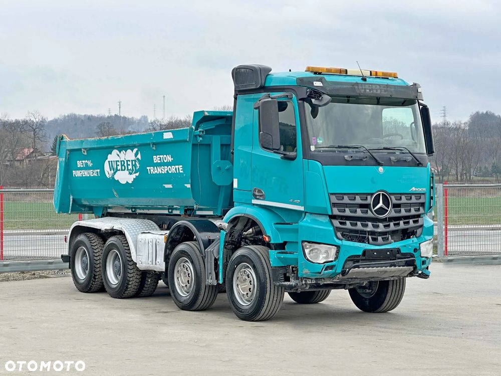 Mercedes-Benz AROCS 4142 * Wywrotka / 8x4 * STAN BDB