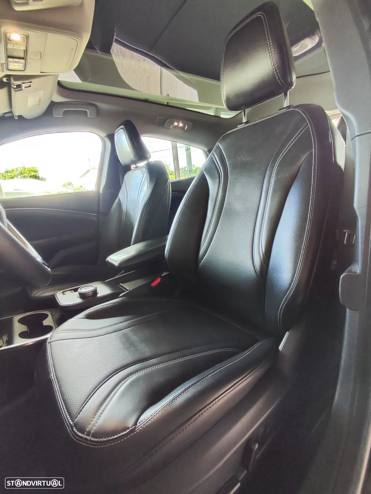 Ford Mustang Mach-E 98.7 kWh Premium - 24