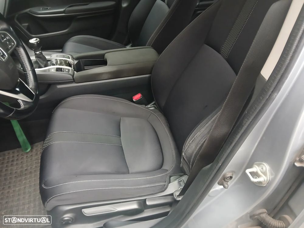 Honda Civic 1.5 i-VTEC Elegance Navi - 6