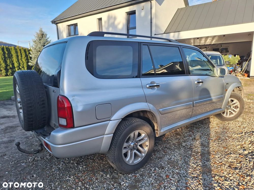 Suzuki Grand Vitara - 28