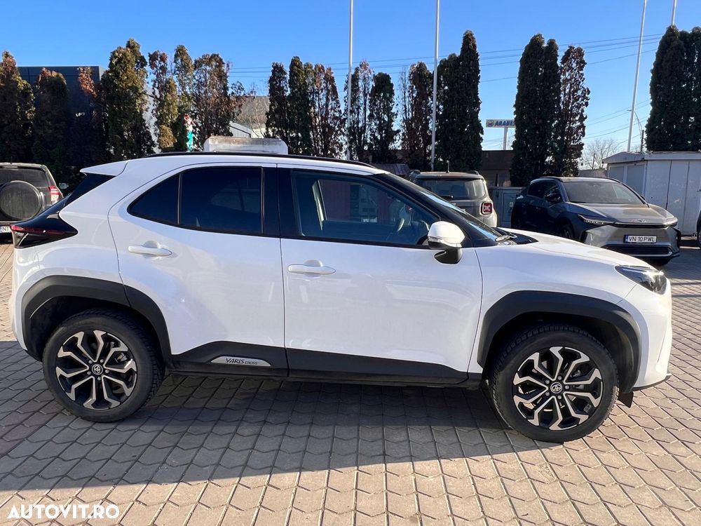 Toyota Yaris Cross - 2