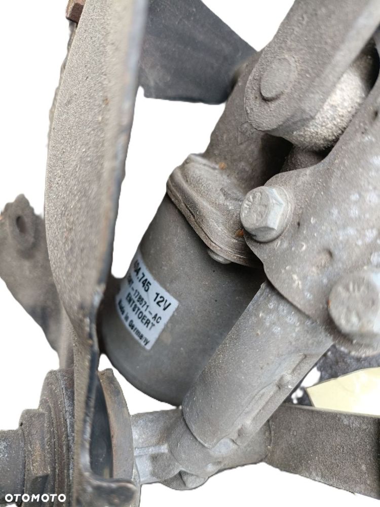FORD FIESTA MK6 02-08 MECHANIZM SILNICZEK WYCIERACZI VALEO 404.745 * - 5