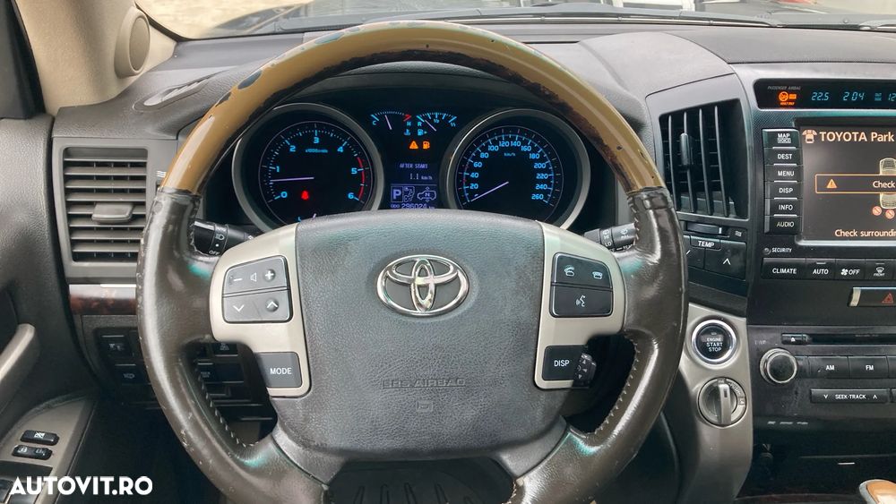 Toyota Land Cruiser D-4D Automatik 60th Anniversary - 14