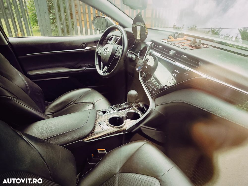 Toyota Camry 2.5 Business - 6