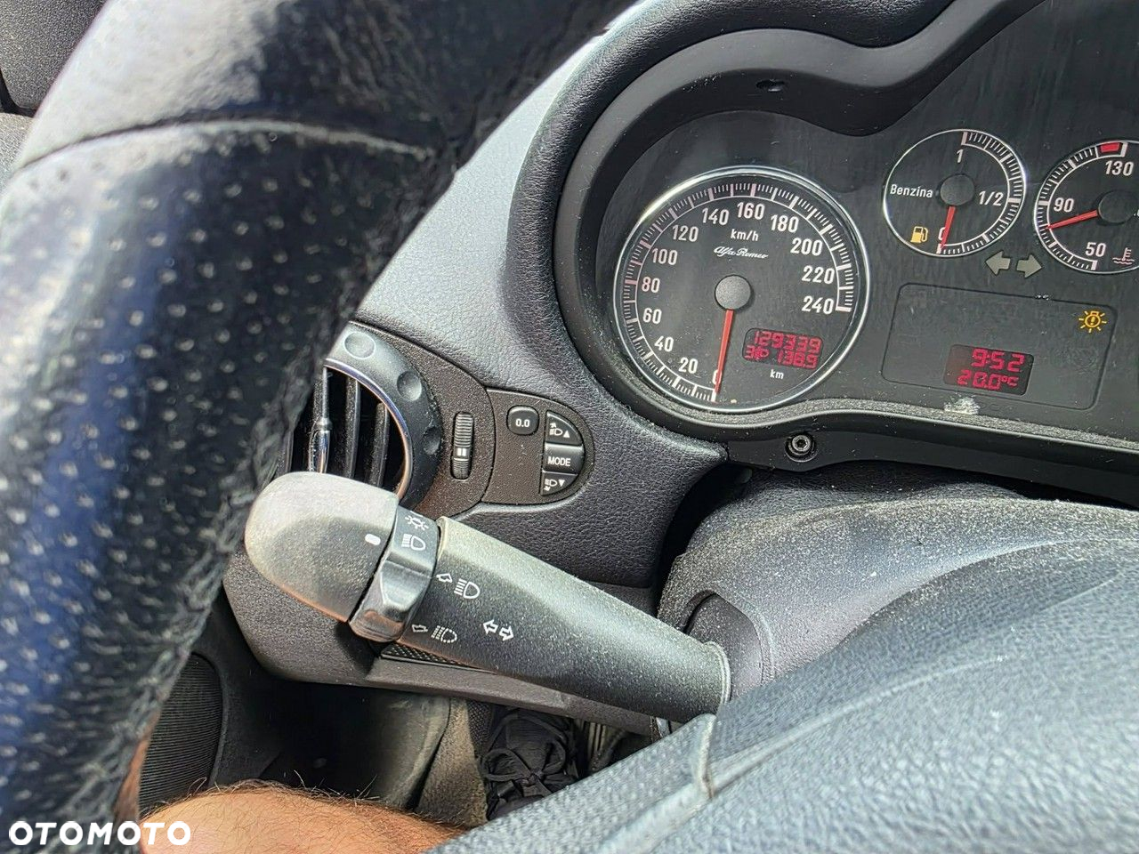 Alfa Romeo 147 1.6 Twin Spark 16V - 10