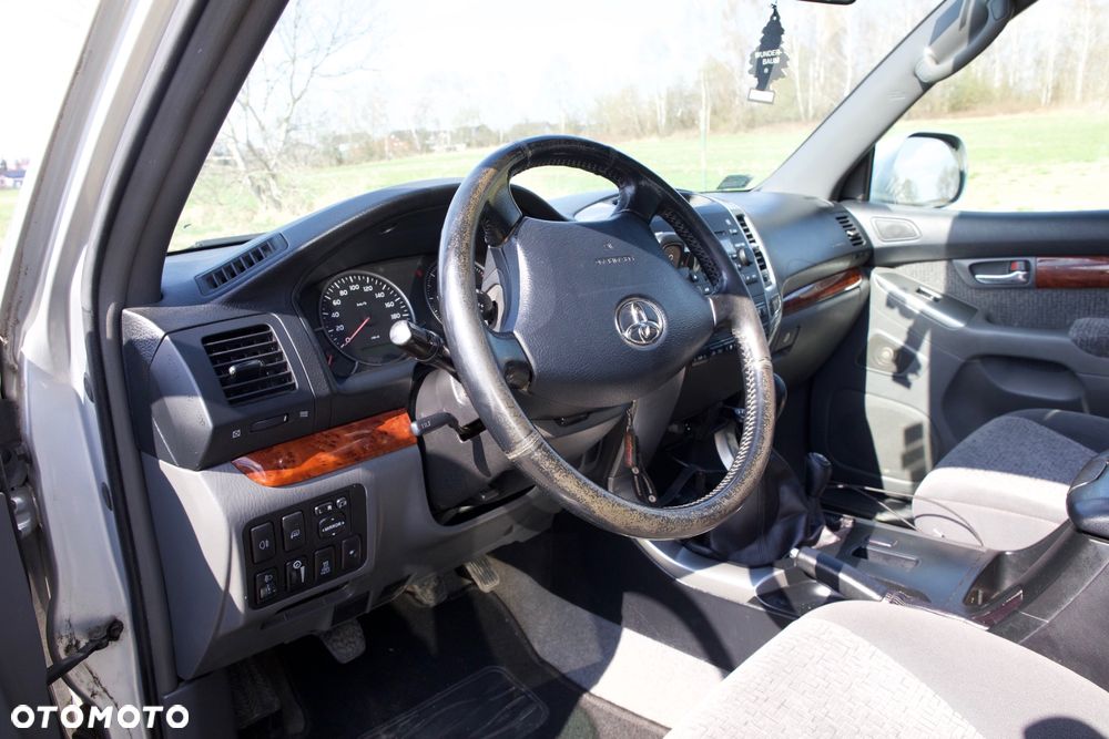 Toyota Land Cruiser 3.0 D Sol - 26