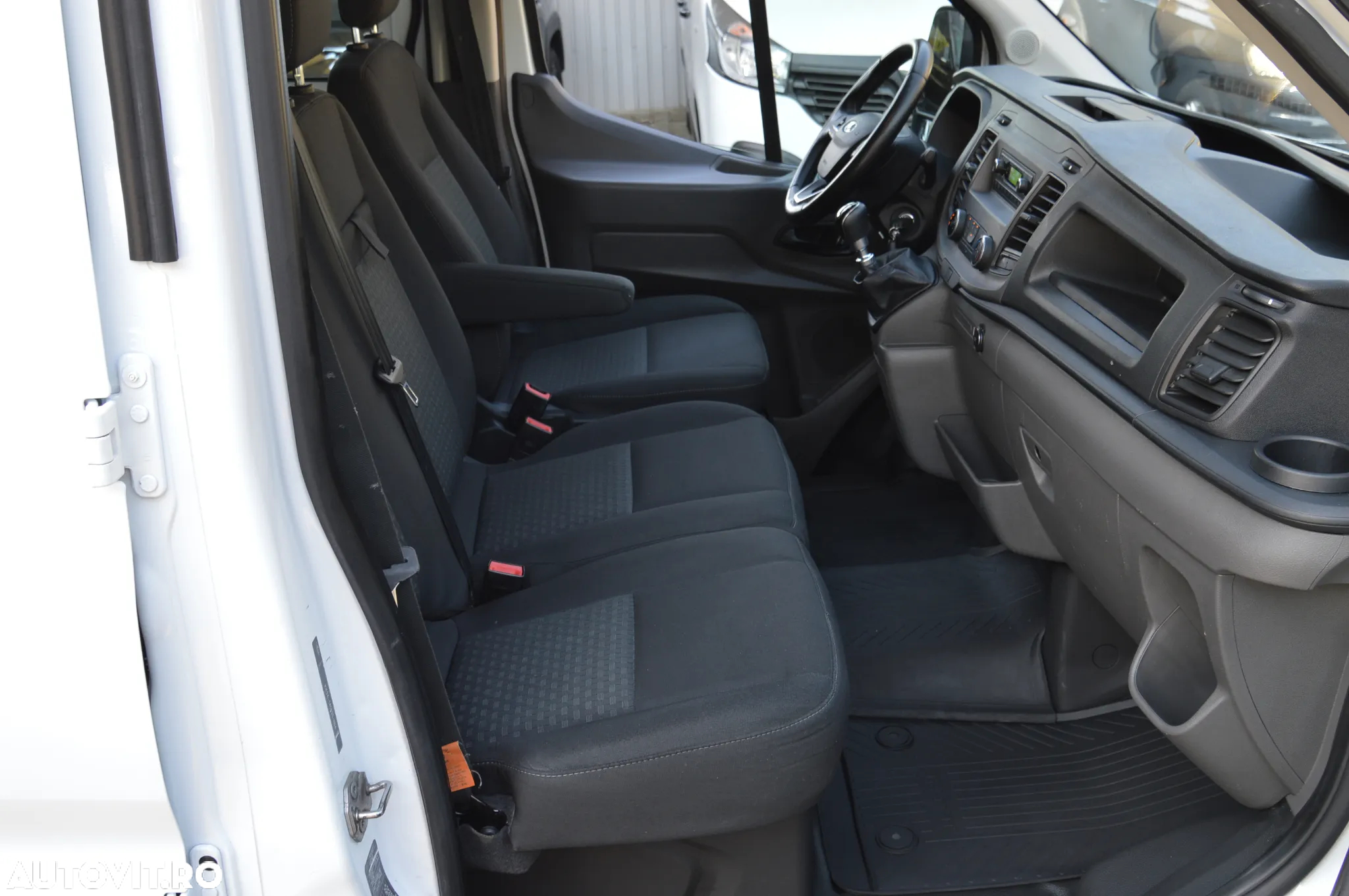 Ford Transit Doka 2.0TDCI Cabina Dubla 7 Locuri - 13