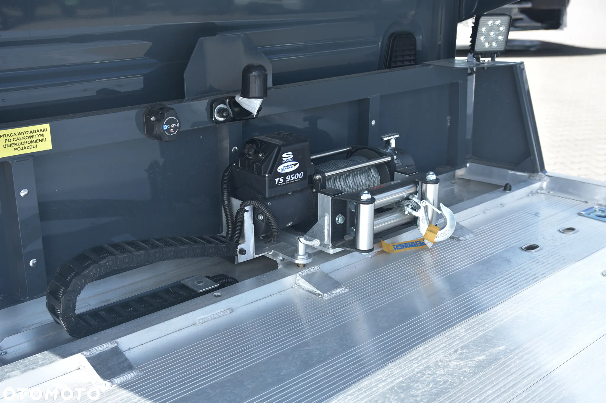 Iveco Daily autolaweta 180KM zabudowa Spojkar spanie z tyłu - 19